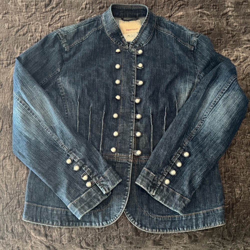 Gorgeous vintage one of a kind find Jean Jacket.